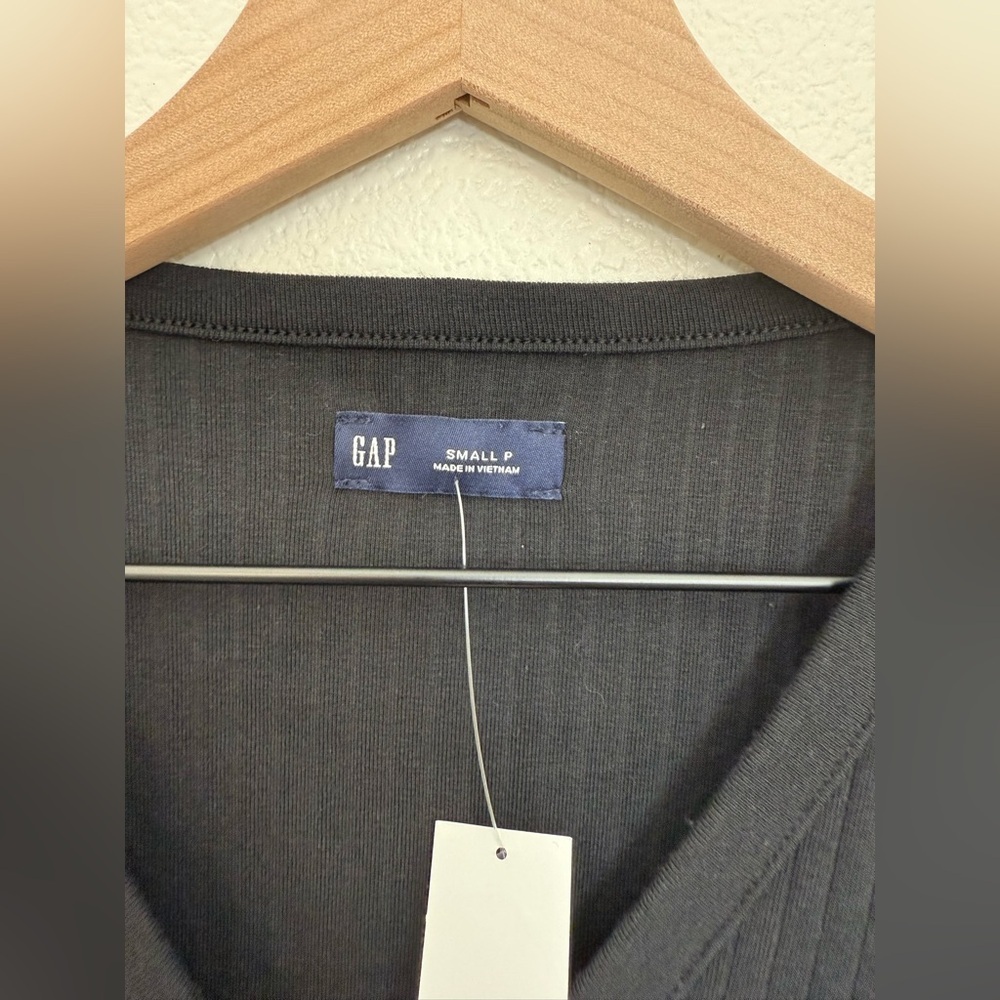 NEW Gap Ribbed Cardigan Small Petite *flaw - Picture 2 of 8